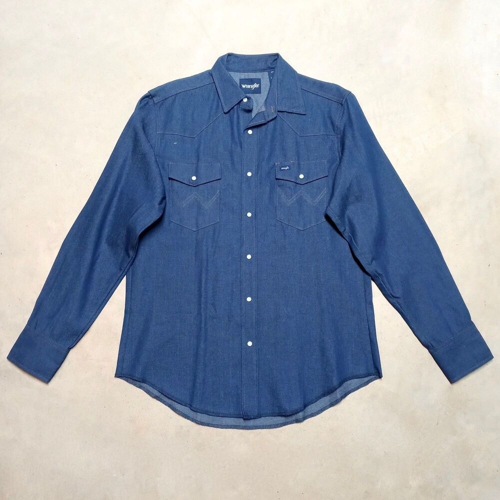 Vintage Wrangler Denim Pearl Snap Shirt Size 16.5x36 (L/XL) Blue Western Cowboy